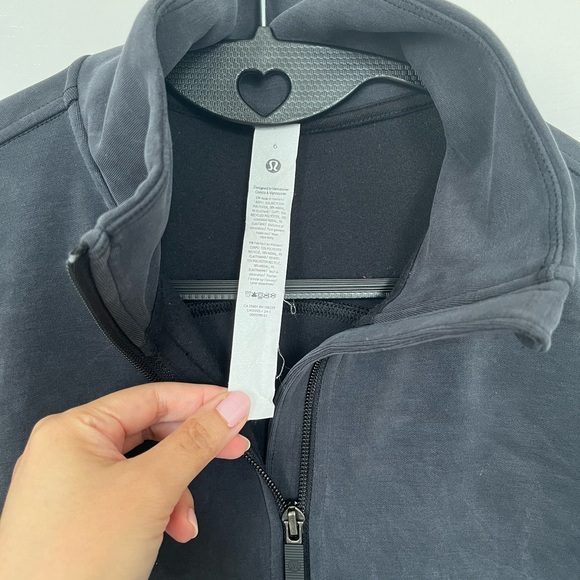 Lululemon Softstreme Half Zip black size 6 - Picture 2 of 3